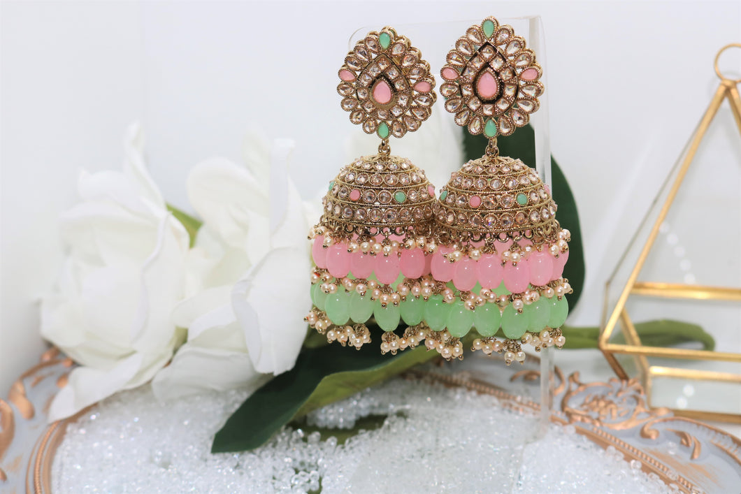 Ve Maahi-Mint and Pink